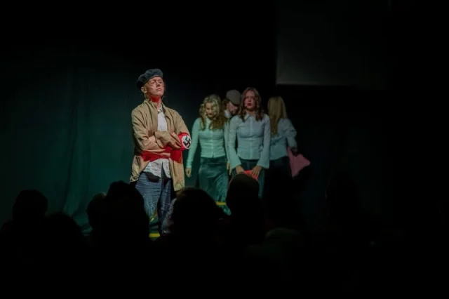 TAK til seje, dygtige og modige VG-elever og lærere for en fantastisk teaterkoncert 🙌🏻 To dage for fulde huse. VG er meget mere end bare en skole! #vgliv 🎭