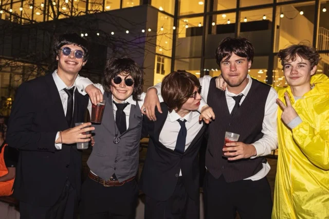 KARNEVAL 🎉🪩🥳 Se alle de flotte fotos på FB #vgliv